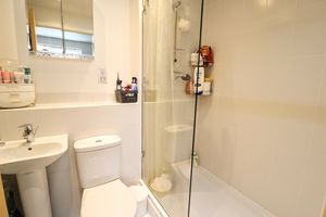 En-Suite- click for photo gallery